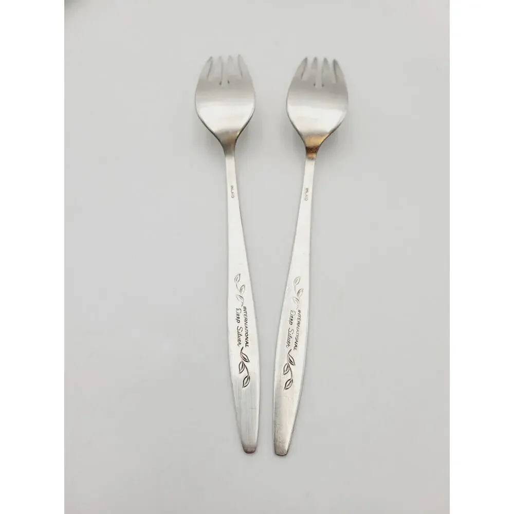 International Deep Silver LAUREL MIST Salad Forks Set 2 Silverplate Flatware Vtg